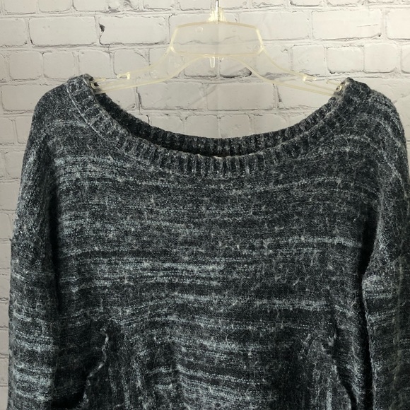 SWEATER - Free People cropped fuzzy wool/angora blend sweater. Size medium. - Picture 2 of 12